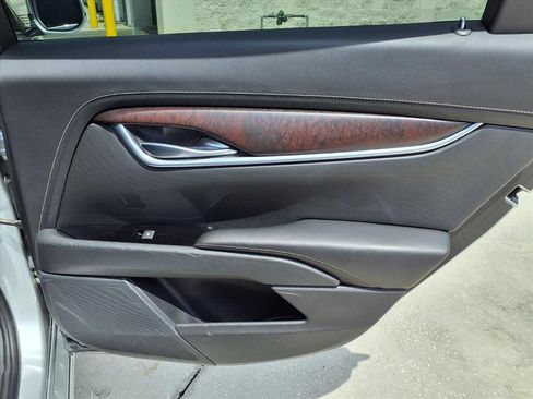Used 2019 Cadillac XTS Luxury FWD image 12