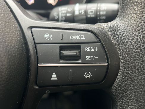 Used 2024 Honda CR-V EX image 9