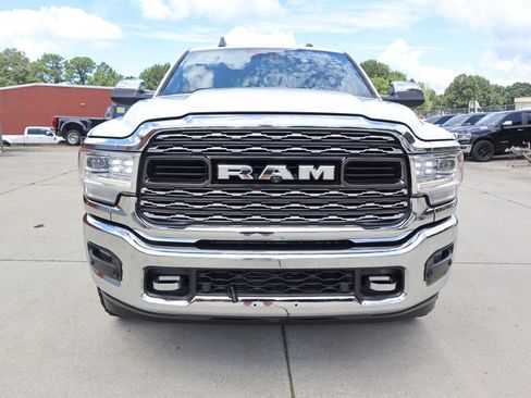 Used 2019 RAM 2500 Limited image 9