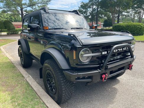 Used 2022 Ford Bronco Outer Banks w/ Sasquatch Package AWD/4WD image 7