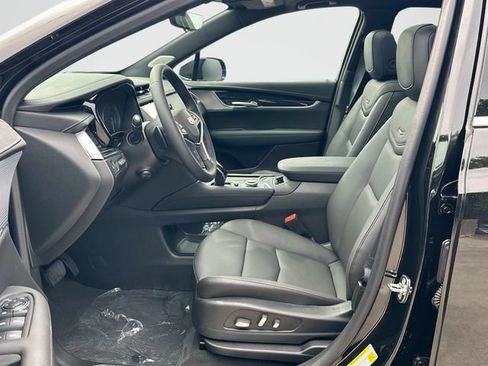 New 2026 Cadillac XT5 Premium Luxury w/ Driver Assist Package AWD/4WD image 10