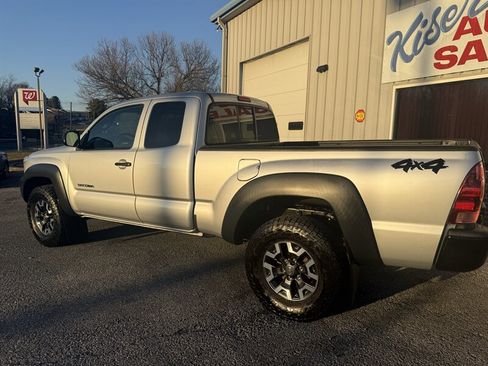Used 2013 Toyota Tacoma 4x4 Access Cab V6 image 16