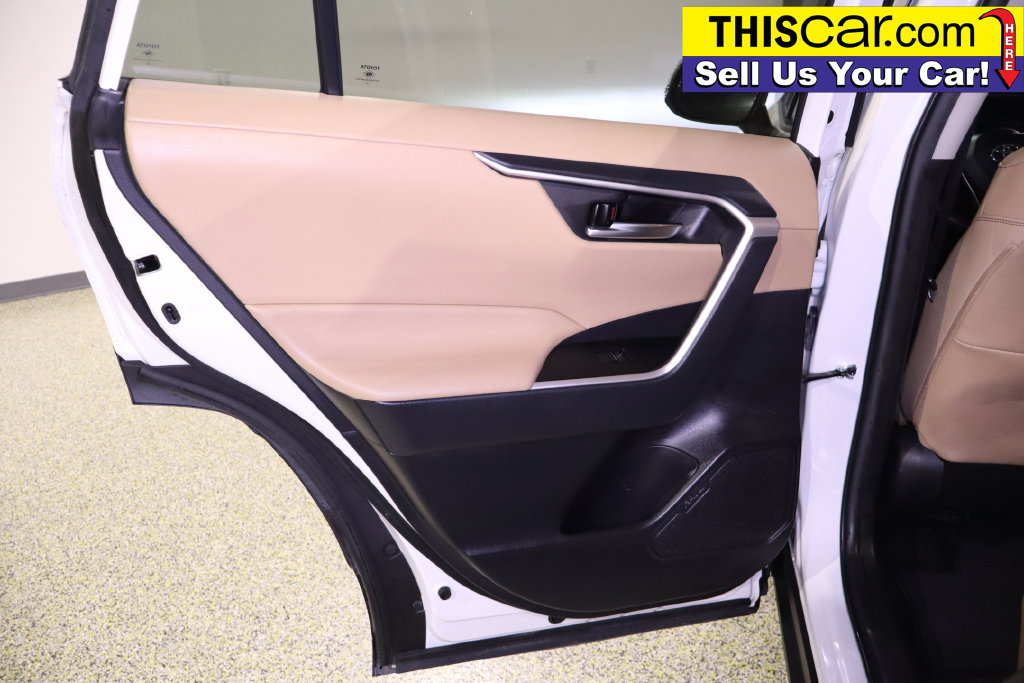 Used 2021 Toyota RAV4 XLE Premium FWD image 40