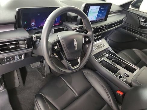 Certified 2025 Lincoln Aviator 2WD w/ Jet Appearance Package image 36