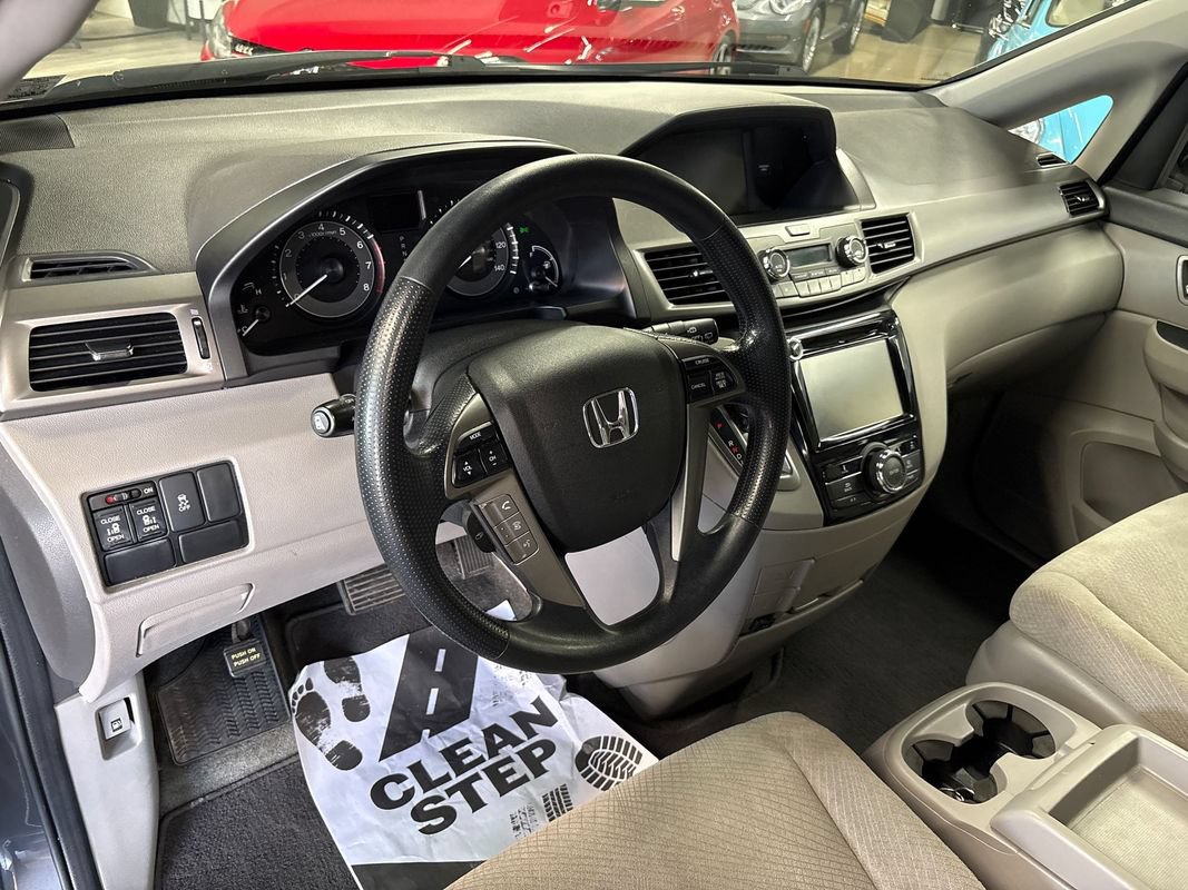 Used 2016 Honda Odyssey EX image 30