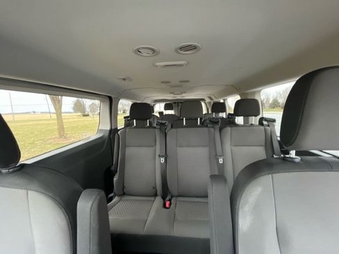 Used 2023 Ford Transit 350 XLT image 18