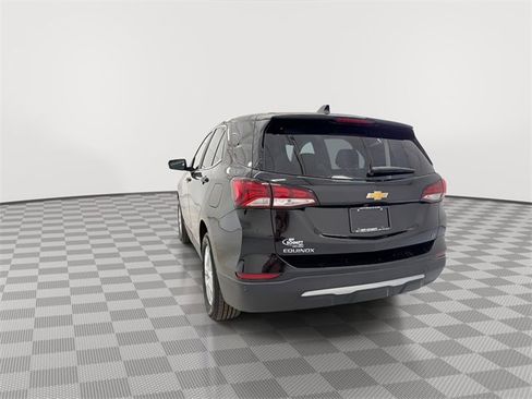 Certified 2024 Chevrolet Equinox LT w/ LPO, Floor Liner Package image 9