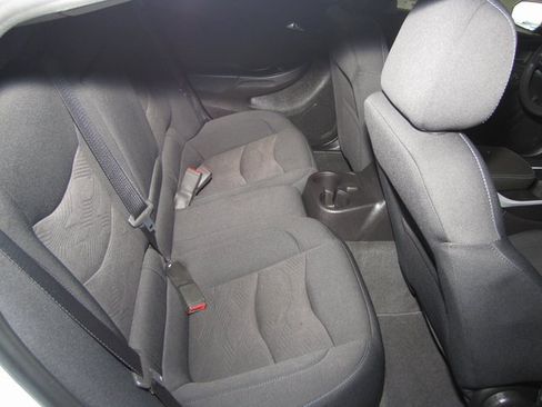 Used 2019 Chevrolet Volt LT image 17