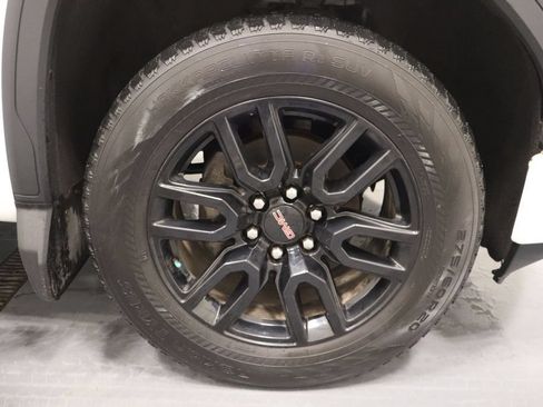 Used 2020 GMC Sierra 1500 Elevation w/ Elevation Value Package AWD/4WD image 27