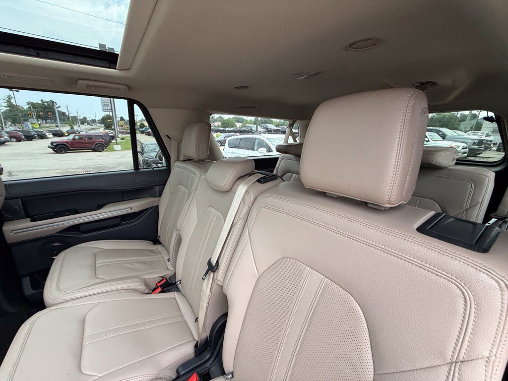 Used 2024 Ford Expedition Max Limited AWD/4WD image 26