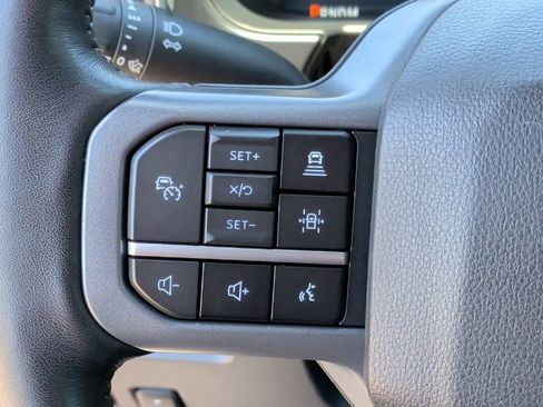 Used 2024 Ford F250 Lariat w/ Lariat Ultimate Package AWD/4WD image 19