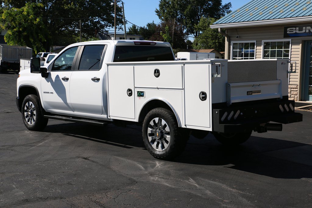 Used 2025 Chevrolet Silverado 2500 Custom w/ Custom Value Package AWD/4WD image 3