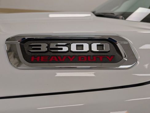 Used 2019 RAM 3500 Big Horn image 6