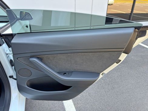 Used 2023 Tesla Model 3 Standard Range RWD image 46