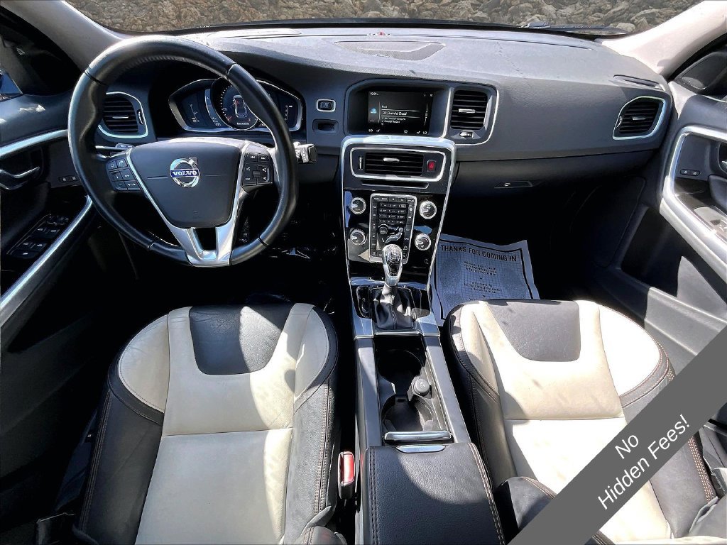 Used 2016 Volvo S60 T5 Cross Country Platinum AWD/4WD image 14