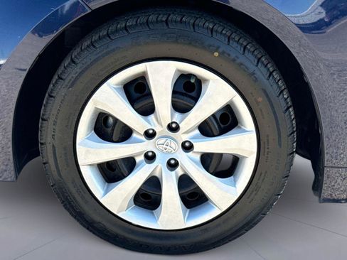 Used 2020 Toyota Corolla LE image 10