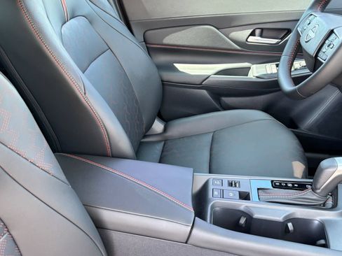 New 2026 Nissan Sentra SR FWD image 10