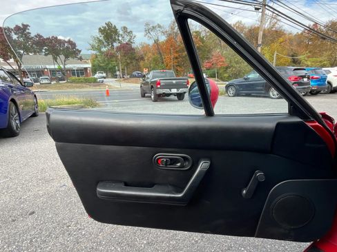 Used 1991 MAZDA MX-5 Miata image 18