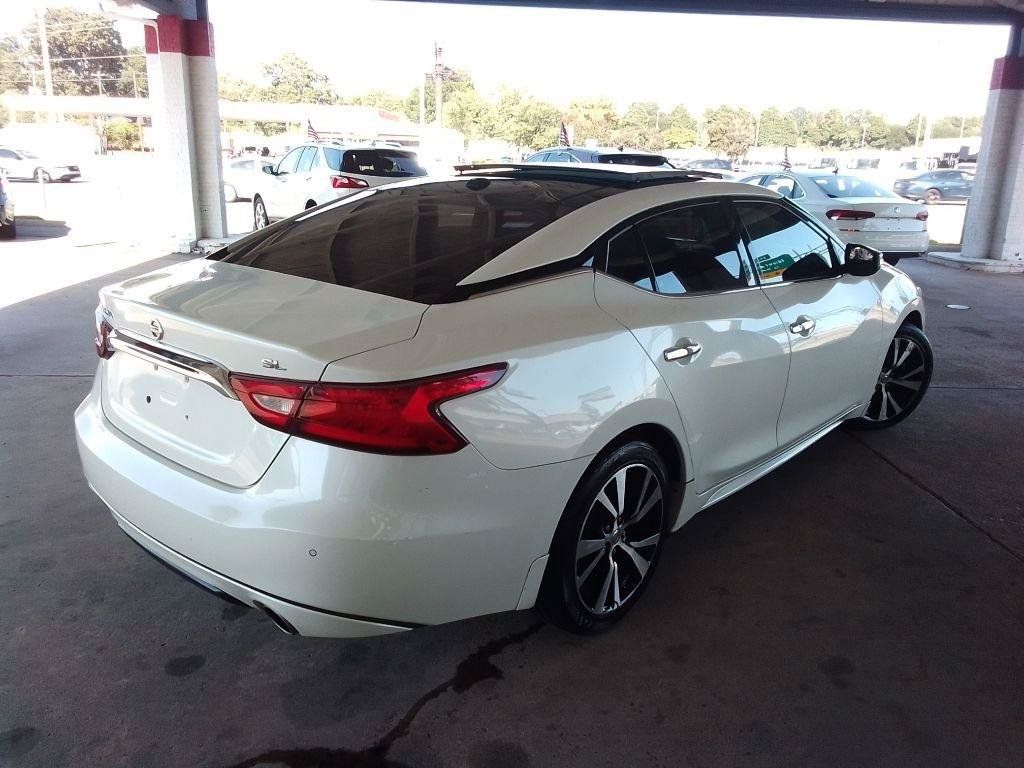 Used 2017 Nissan Maxima 3.5 SL FWD image 5