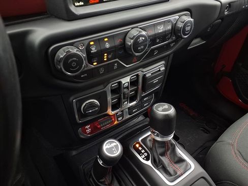 Used 2021 Jeep Wrangler Unlimited Rubicon image 8