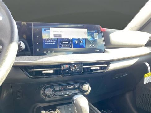 New 2026 Nissan Kicks SV w/ SV Premium Package image 10