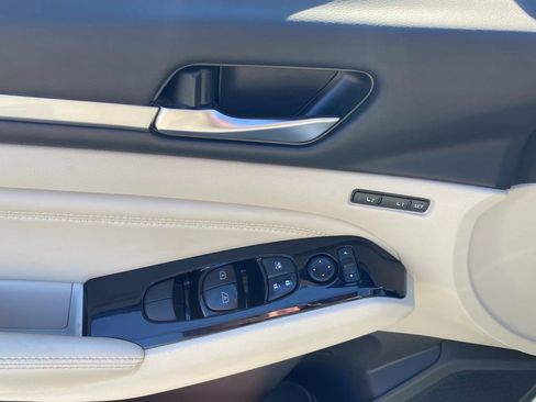 Used 2022 Nissan Altima 2.5 Platinum image 24