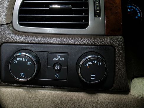 Used 2013 Chevrolet Silverado 1500 LTZ w/ LTZ Plus Package image 37