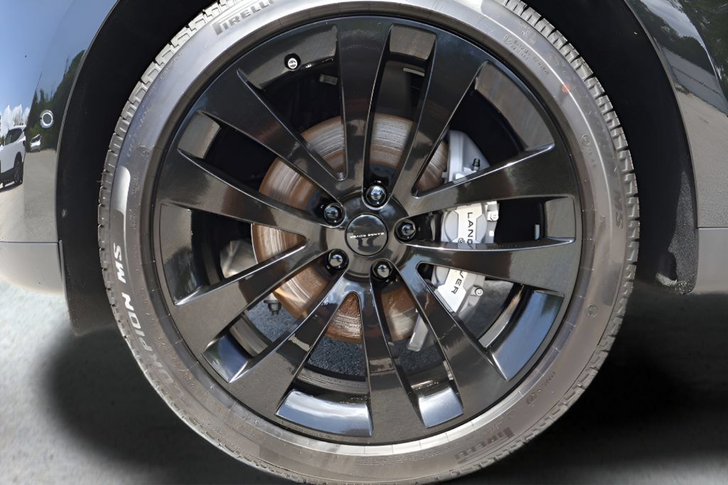 New 2026 Land Rover Range Rover Sport SE AWD/4WD image 28