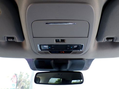 Used 2021 Ford F150 Lariat image 41