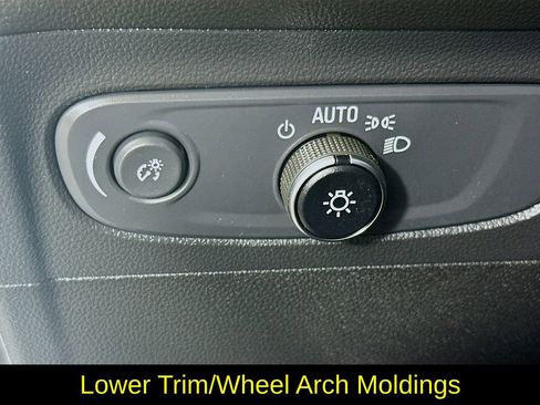 Used 2023 Buick Envision Preferred w/ Sport Touring Package AWD/4WD image 15