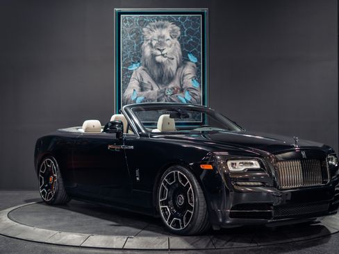 Used 2018 Rolls-Royce Dawn RWD image 30