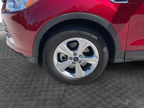 Used 2015 Ford Escape SE FWD image 14