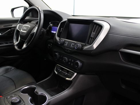 Used 2022 GMC Terrain SLT image 32