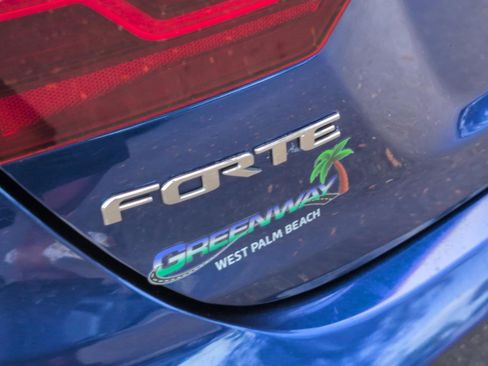Used 2020 Kia Forte GT-Line w/ GT-Line Premium Package image 21