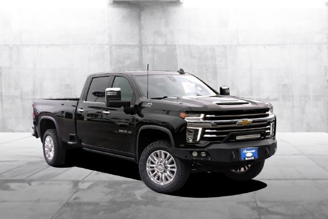 Used 2022 Chevrolet Silverado 3500 High Country w/ Z71 Off-Road Package AWD/4WD image 2