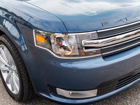 Certified 2018 Ford Flex SEL w/ Equipment Group 202A FWD image 10