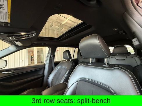 Used 2024 Jeep Grand Cherokee L Altitude image 15