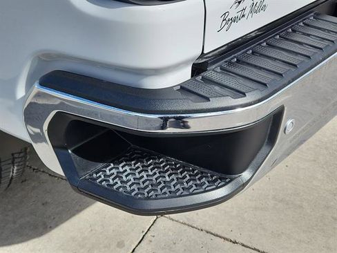 Used 2025 Chevrolet Silverado 2500 LTZ w/ LTZ Convenience Package image 28