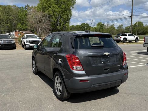Used 2016 Chevrolet Trax LS image 5