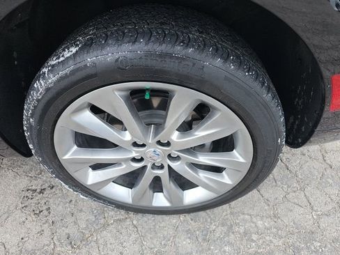 Used 2023 Buick Envision Avenir image 34