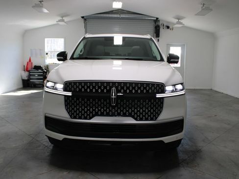 New 2026 Lincoln Navigator L Reserve image 63