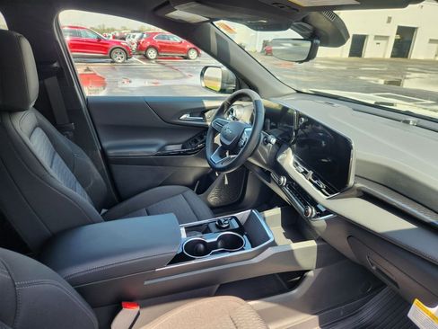 New 2026 Chevrolet Equinox LT image 26