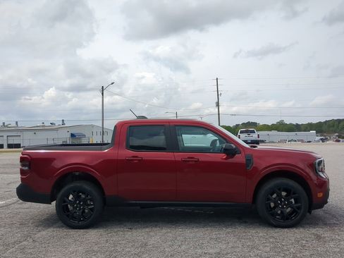 New 2026 Ford Maverick Lariat w/ Black Appearance Package AWD/4WD image 2
