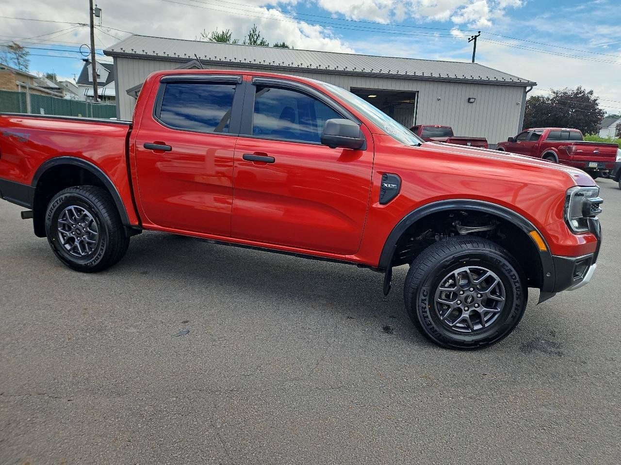 Used 2024 Ford Ranger XLT w/ Technology Package AWD/4WD image 2