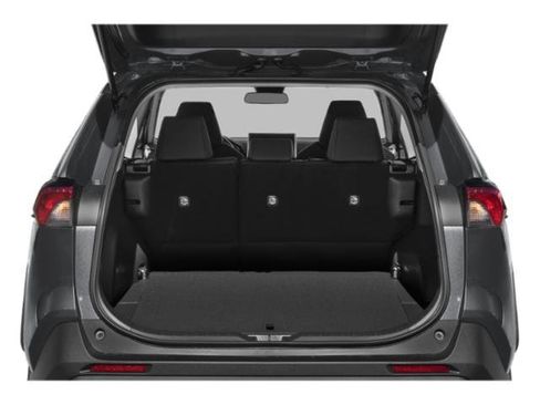 Used 2025 Toyota RAV4 LE image 11