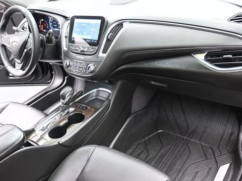 Used 2024 Chevrolet Malibu LT image 27