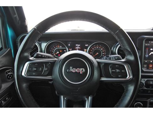 Used 2020 Jeep Wrangler Unlimited Sahara AWD/4WD image 17