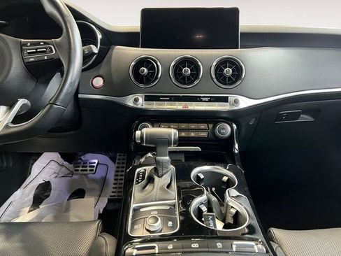 Used 2023 Kia Stinger GT-Line w/ Sun & Sound Package image 9