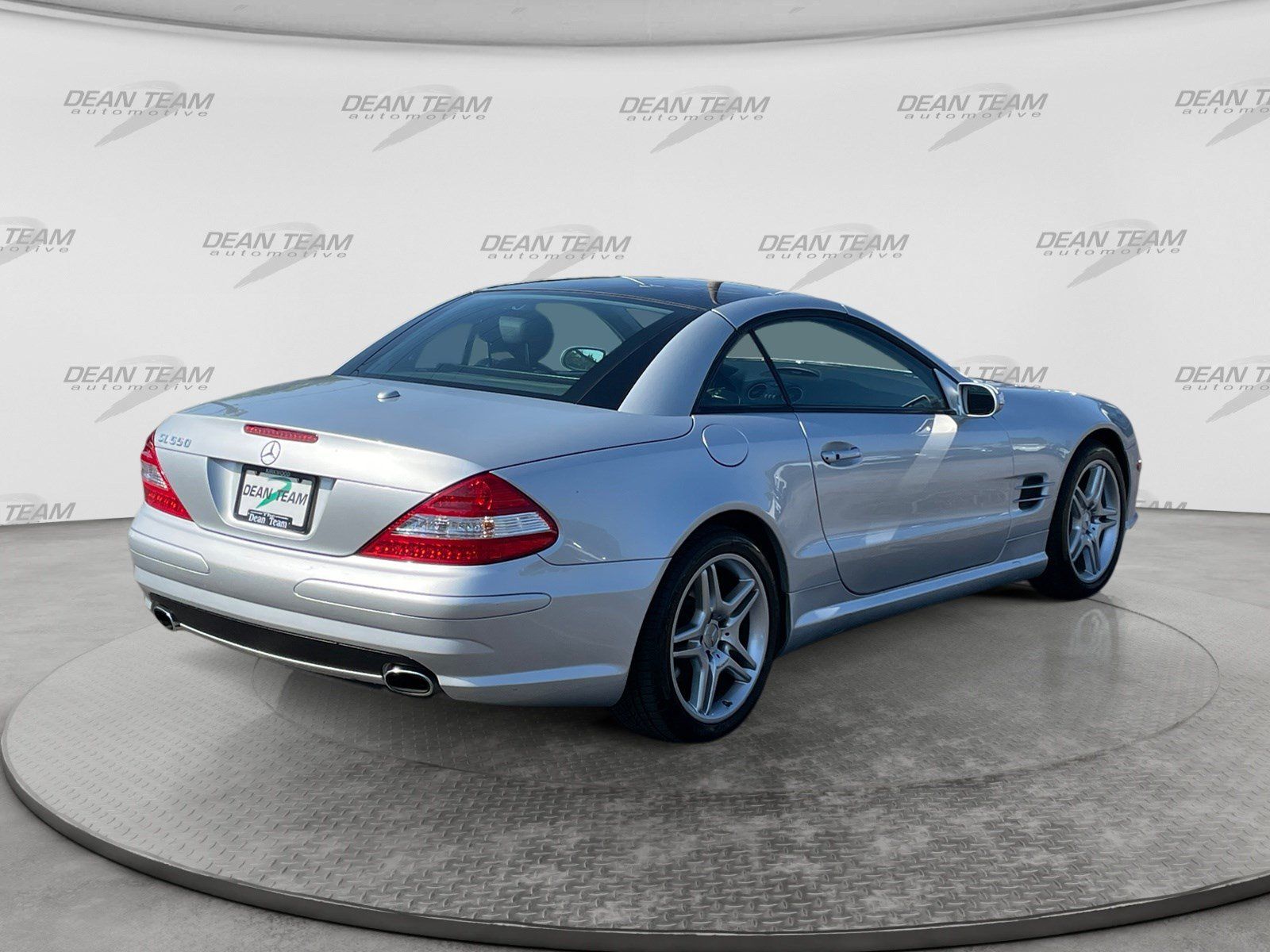 Used 2007 Mercedes-Benz SL 550 image 8