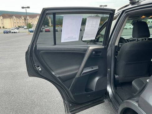 Used 2018 Toyota RAV4 LE w/ All Weather Liner Package AWD/4WD image 26